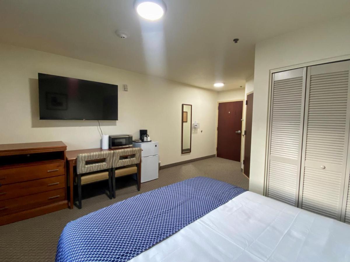 Red Rock Lodge Challis ภายนอก รูปภาพ