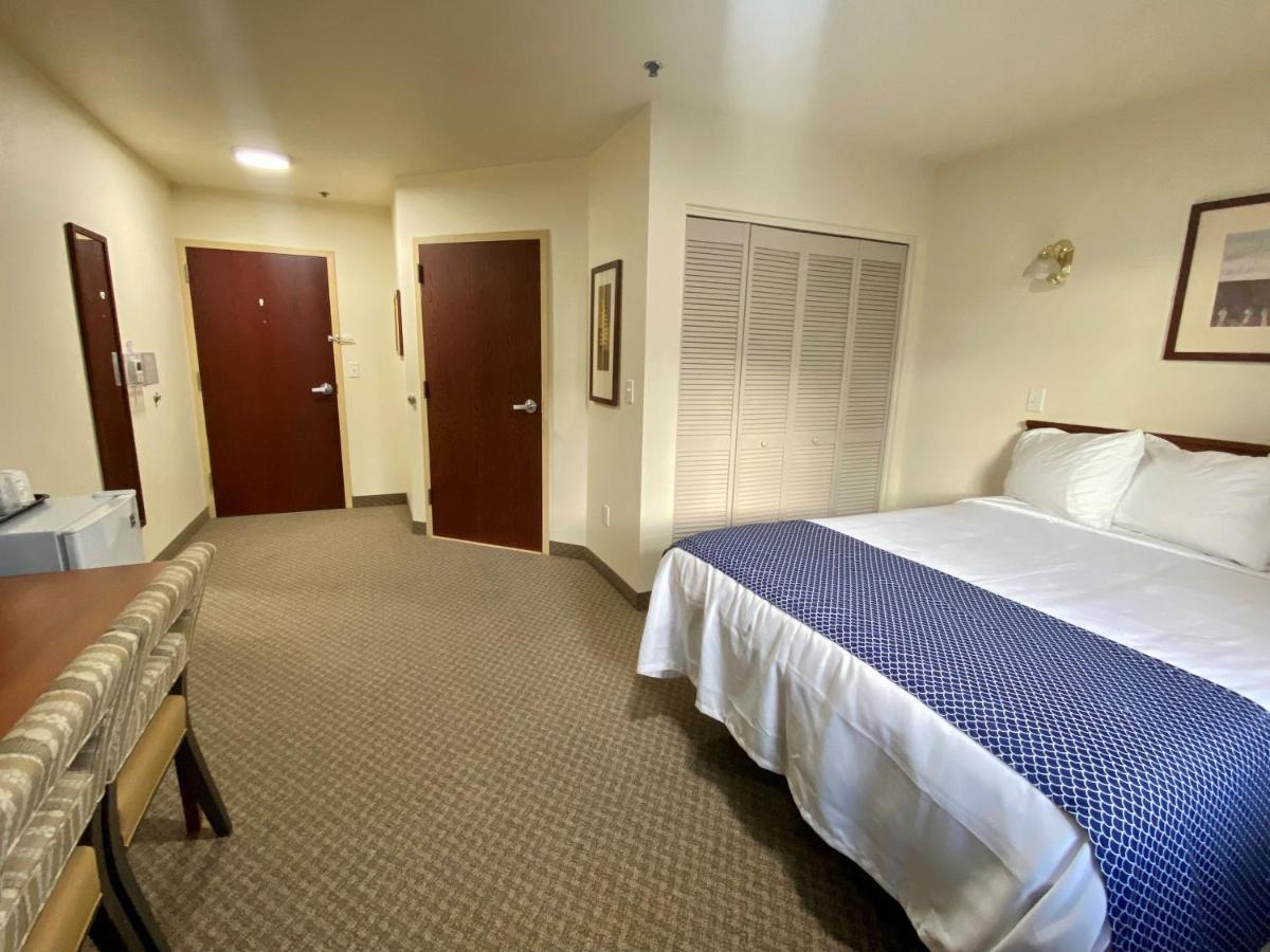 Red Rock Lodge Challis ภายนอก รูปภาพ